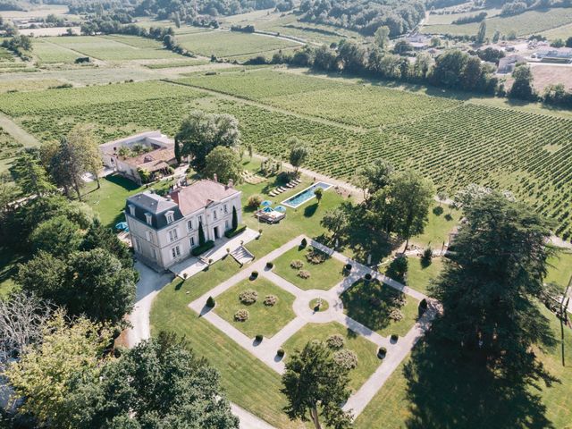 Le mariage de Simon et Lucy à Moulon, Gironde 1