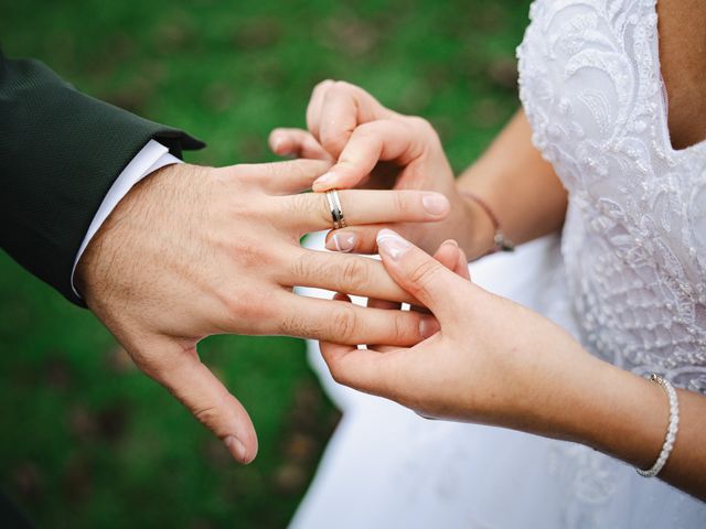 Le mariage de Valentin et Marie à Le Bocasse, Seine-Maritime 32