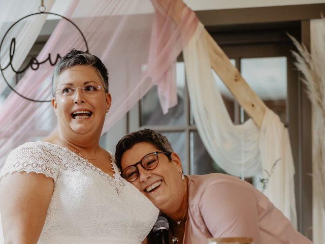 Le mariage de Florence et Virginie à Wicres, Nord 8