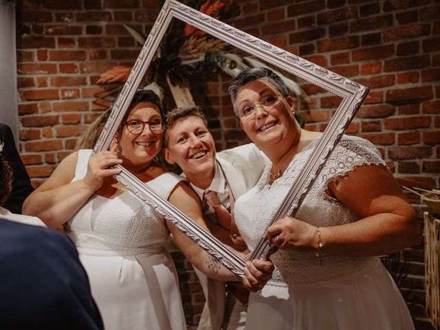 Le mariage de Florence et Virginie à Wicres, Nord 50