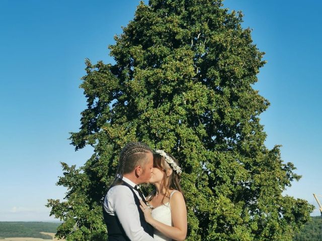Le mariage de John et Charlène  à Saulx-le Duc, Côte d'Or 5