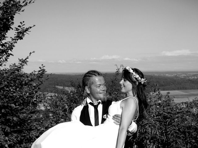 Le mariage de John et Charlène  à Saulx-le Duc, Côte d'Or 7