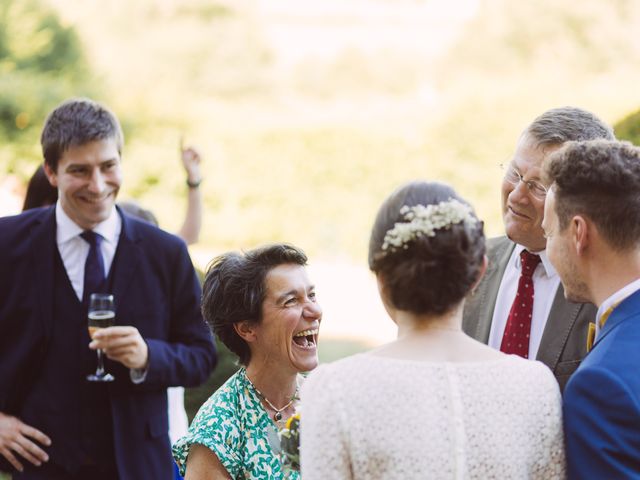 Le mariage de Benjamin et Bergère à Saint-Bonnet-le-Château, Loire 31