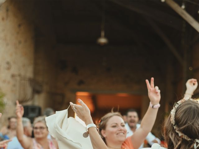 Le mariage de Loïc et Cécile à Puycelci, Tarn 62