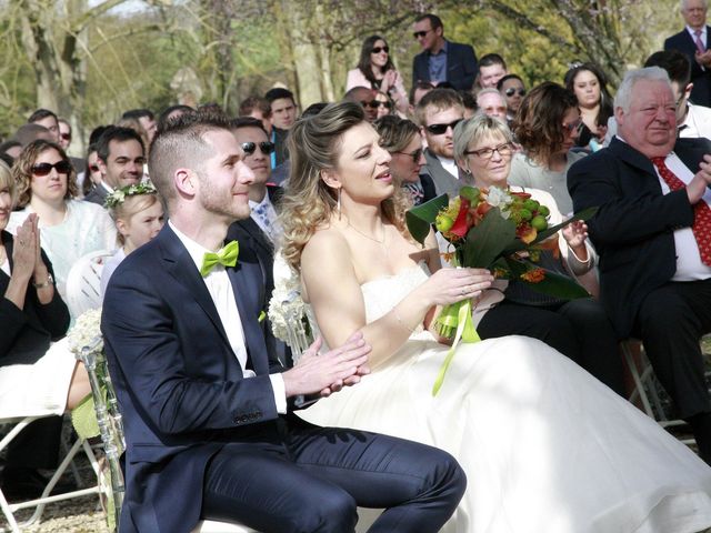 Le mariage de Eric et Perrine à Courgenay, Yonne 85