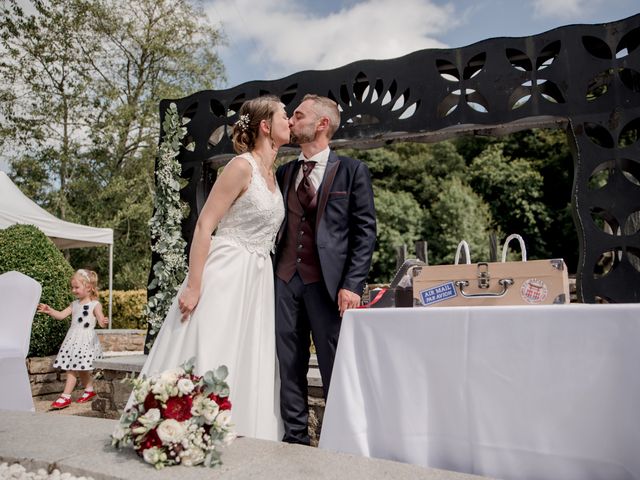 Le mariage de Bastien et Camille à Lorient, Morbihan 32