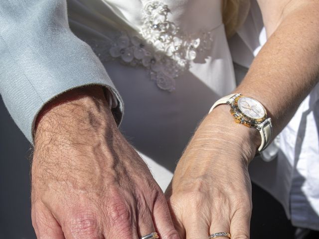 Le mariage de Damien et Michèle à Flancourt-Crescy-en-Roumois, Eure 10