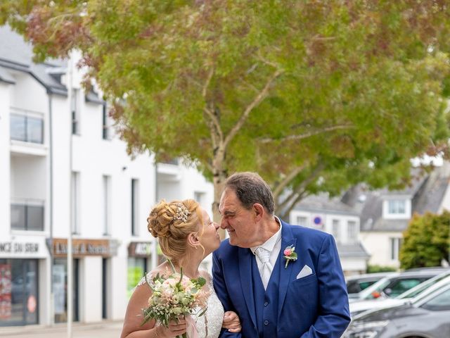 Le mariage de Ollivier et Angeline à Fouesnant, Finistère 24