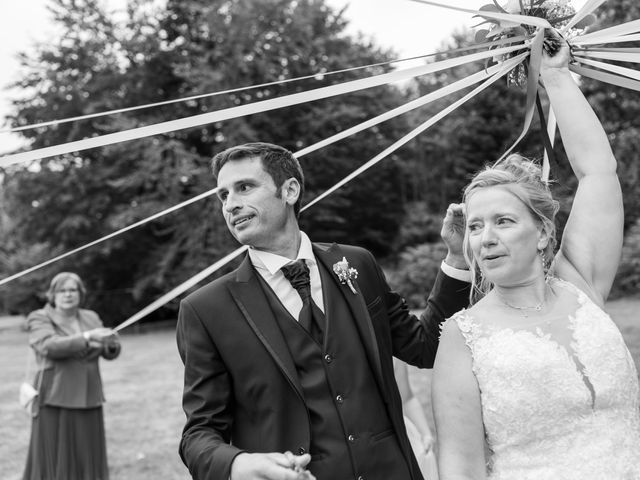 Le mariage de Ollivier et Angeline à Fouesnant, Finistère 72