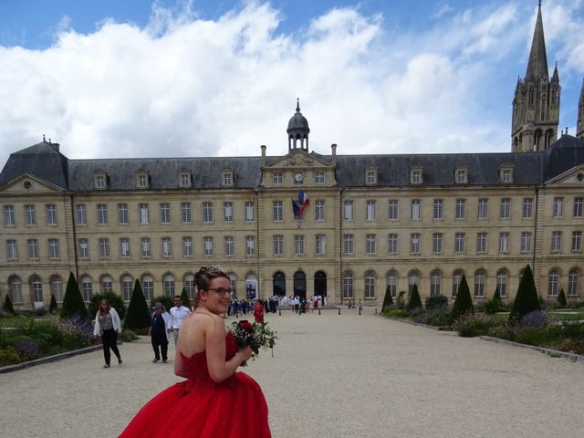 Le mariage de Kévin et Clotilde à Caen, Calvados 14