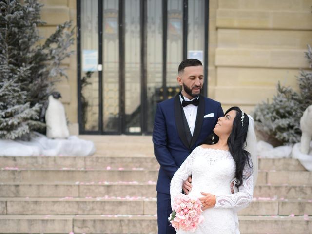 Le mariage de Farid et Karima à Carrières-sur-Seine, Yvelines 27