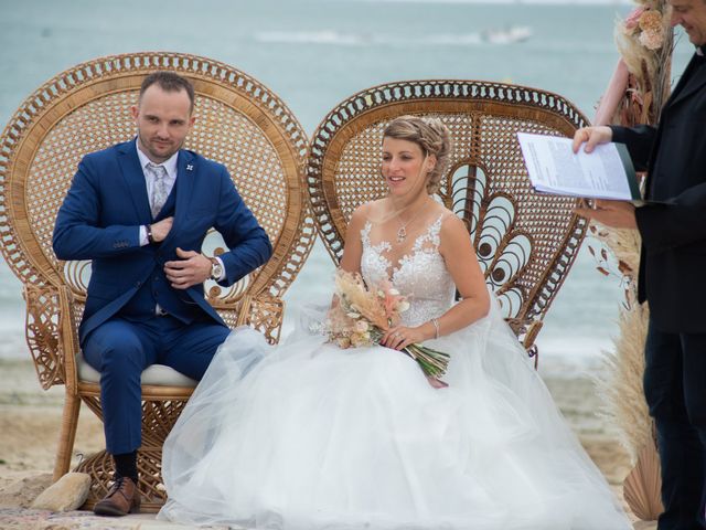 Le mariage de Charly et Virginie à Sainte-Marie-de-Ré, Charente Maritime 12