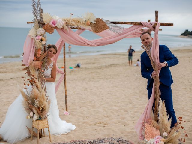 Le mariage de Charly et Virginie à Sainte-Marie-de-Ré, Charente Maritime 28