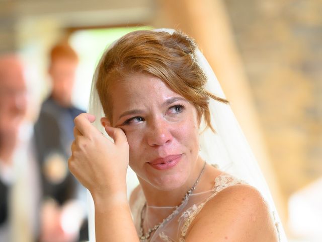 Le mariage de Eric et Larie à Rochefort, Namur 29
