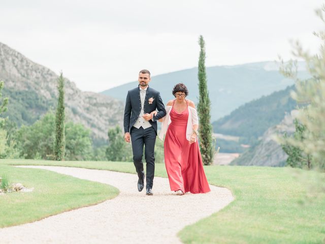 Le mariage de Robin et Laëtitia à Sisteron, Alpes-de-Haute-Provence 25