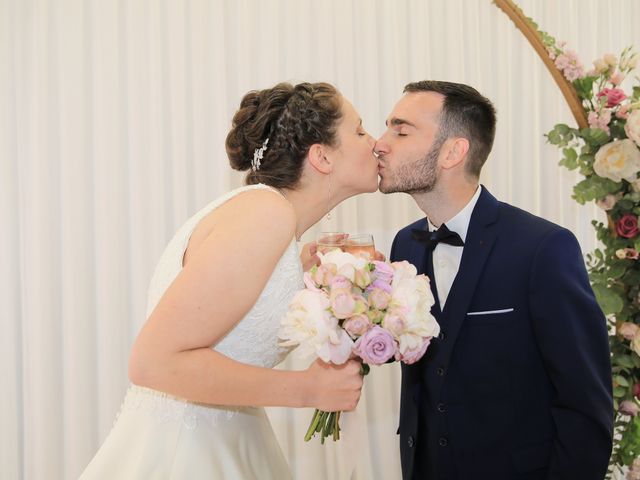 Le mariage de Antoine et Melodie à Buchy, Seine-Maritime 86