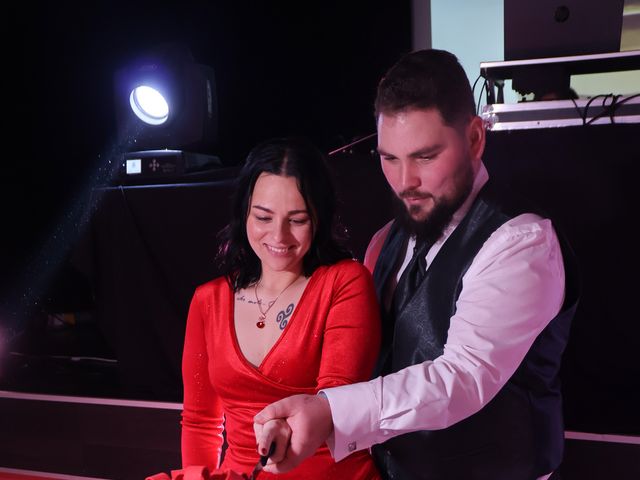 Le mariage de Guillaume et Océane à Puttelange-aux-Lacs, Moselle 29