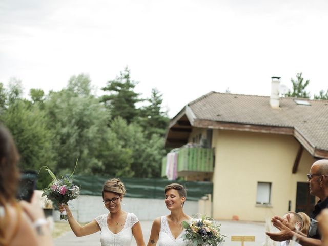 Le mariage de Coline et Justine à Contamine-Sarzin, Haute-Savoie 21