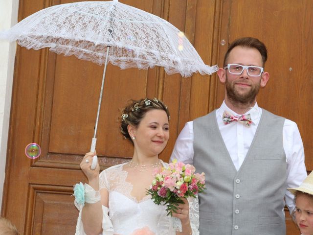 Le mariage de Adrien et Julie à Venoy, Yonne 13