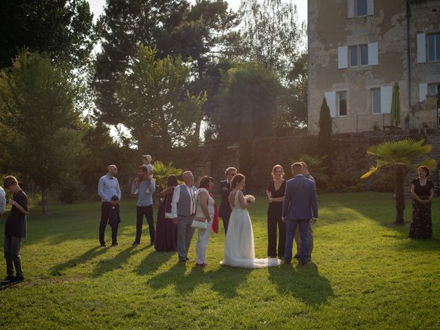 Le mariage de Julien et Morgane à Vayres, Gironde 24