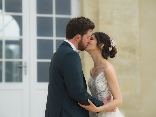 Le mariage de Lucas et Alexia à Ambarès-et-Lagrave, Gironde 17