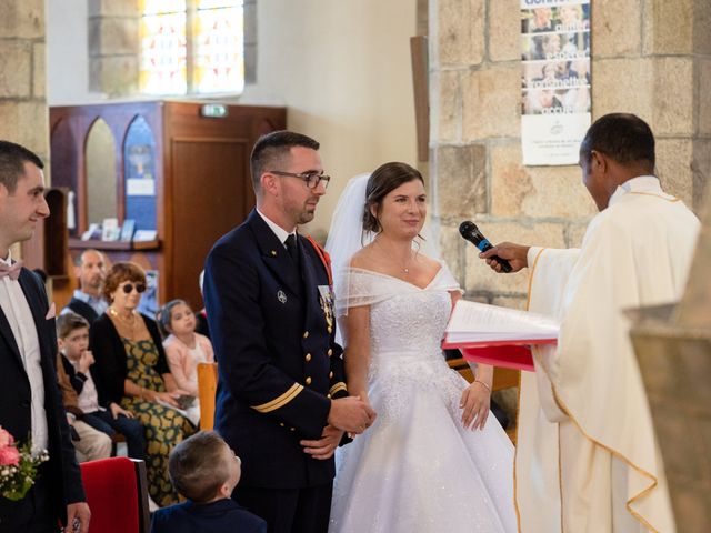 Le mariage de Laurent et Allison à Plouvien, Finistère 8