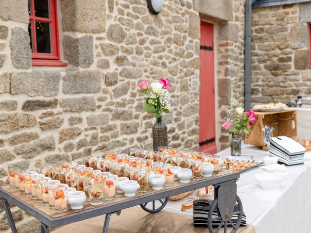 Le mariage de Laurent et Allison à Plouvien, Finistère 26