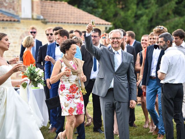 Le mariage de Arnaud et Antinéa à Dijon, Côte d&apos;Or 71