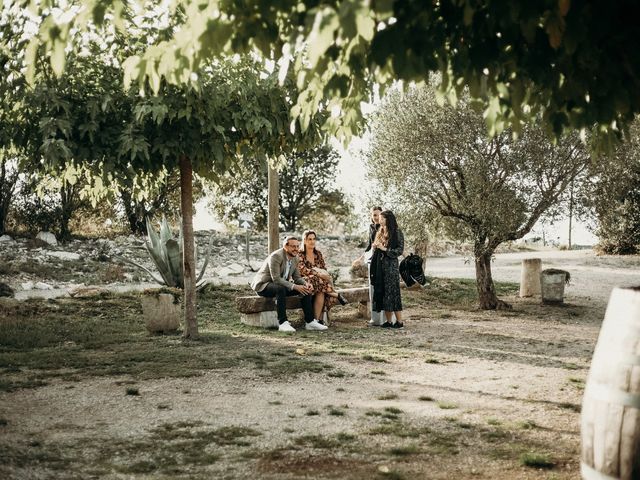 Le mariage de Adeline et Samy à Nîmes, Gard 18