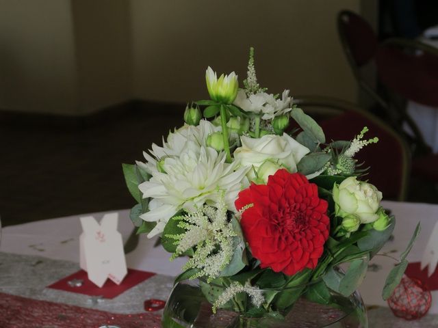 Le mariage de Maxime et Laura à Sainte-Foy-lès-Lyon, Rhône 10