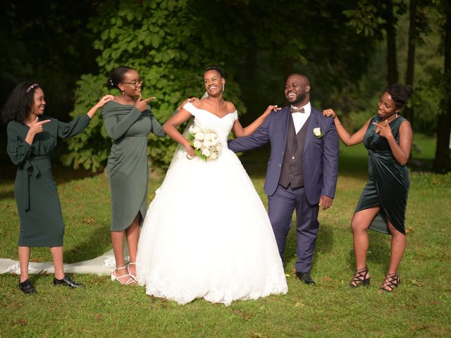 Le mariage de Loïc et Elodie à Moissy-Cramayel, Seine-et-Marne 50