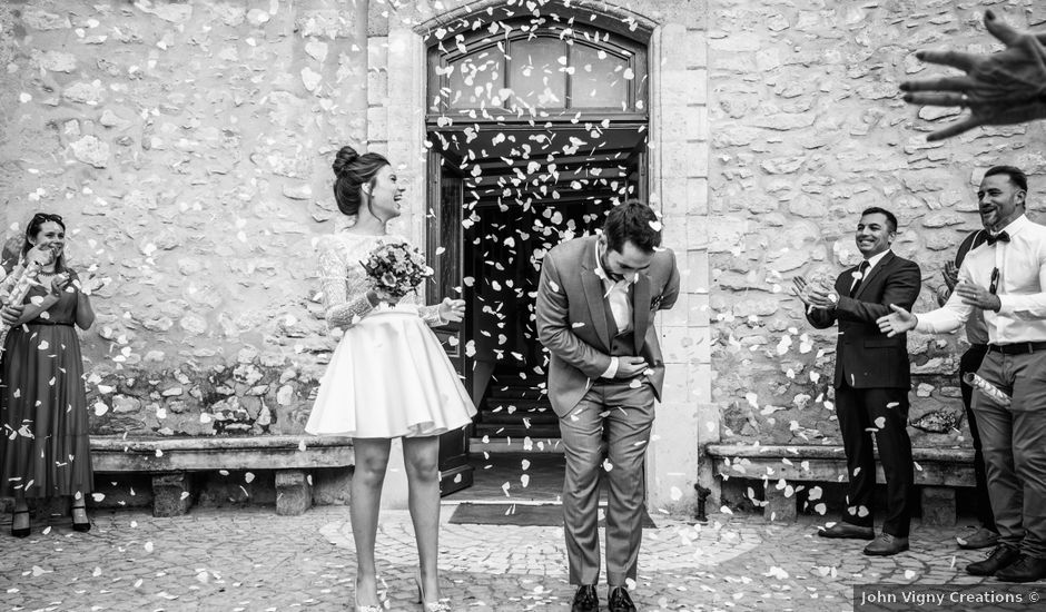 Le mariage de Jean-Philippe et Laura à Lédenon, Gard