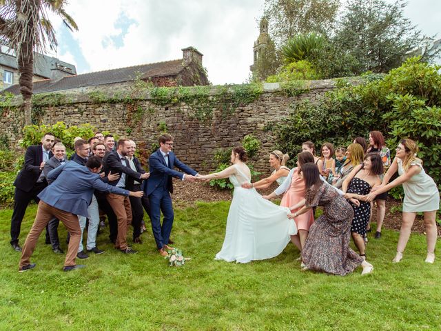 Le mariage de Fabien et Nolwenn à Saint-Renan, Finistère 40