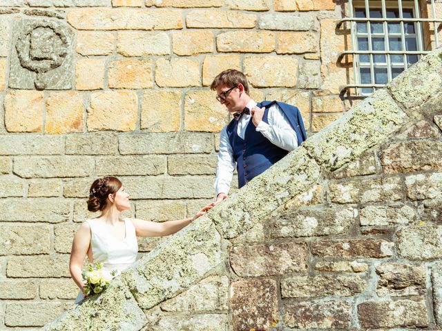 Le mariage de Fabien et Nolwenn à Saint-Renan, Finistère 3