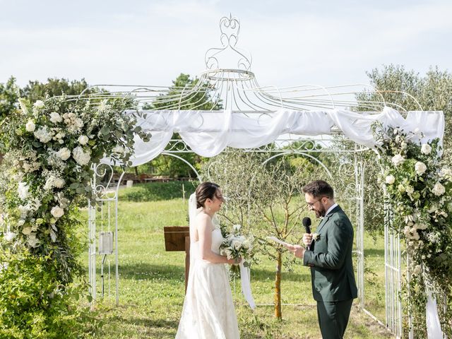 Le mariage de Fabien et Samantha à Lussan, Gard 18
