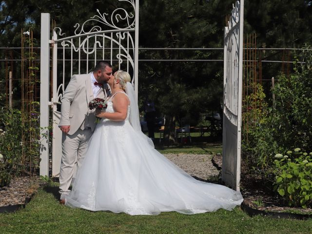 Le mariage de Nicolas et Fanny à Abaucourt-Hautecourt, Meuse 19