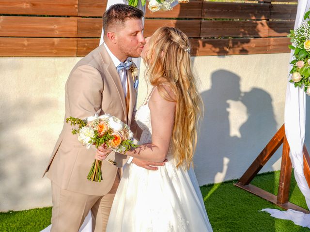 Le mariage de Romain et Andrea à Peypin, Bouches-du-Rhône 14