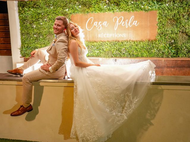 Le mariage de Romain et Andrea à Peypin, Bouches-du-Rhône 16