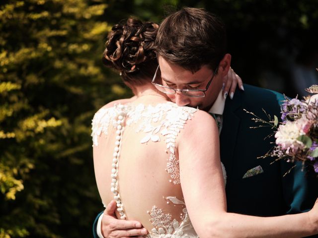 Le mariage de Laurent et Sarah à Issoire, Puy-de-Dôme 2