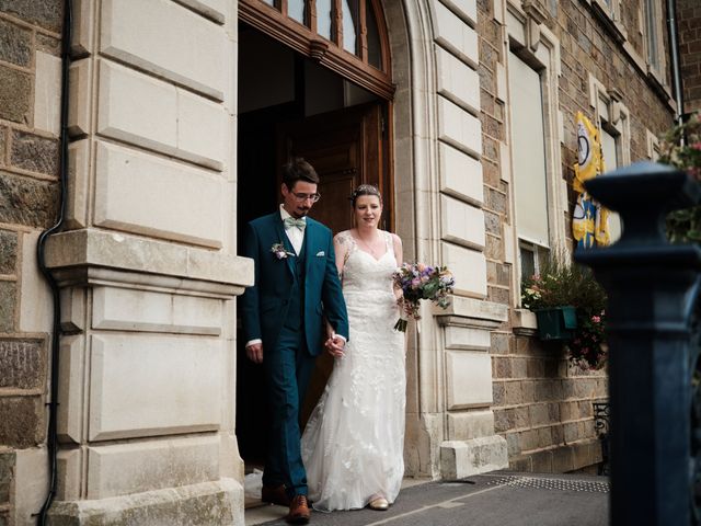 Le mariage de Laurent et Sarah à Issoire, Puy-de-Dôme 14