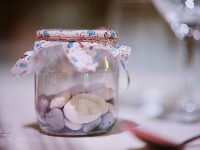 Le mariage de Laurent et Sarah à Issoire, Puy-de-Dôme 19
