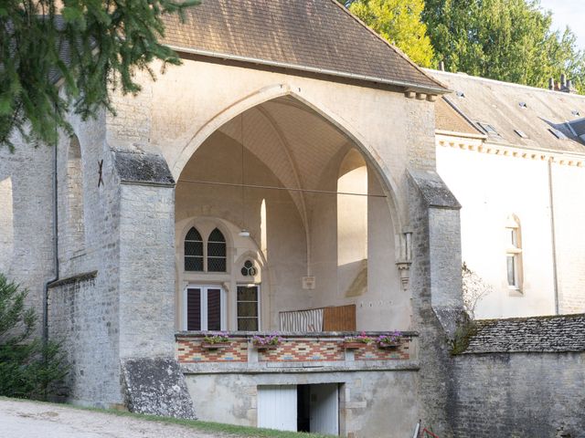 Le mariage de Marie et Jean Adrien à Plombières-lès-Dijon, Côte d&apos;Or 15