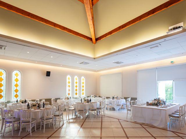 Le mariage de Gérard et Julie à Châteauneuf-lès-Martigues, Bouches-du-Rhône 29
