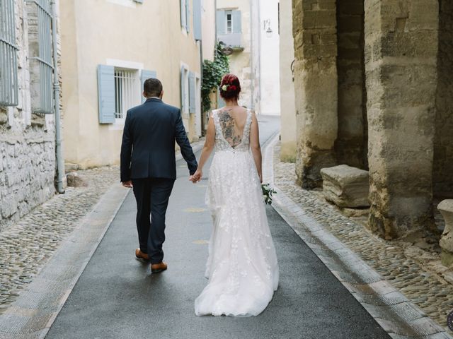 Le mariage de David et Hélène à Pernes-les-Fontaines, Vaucluse 7