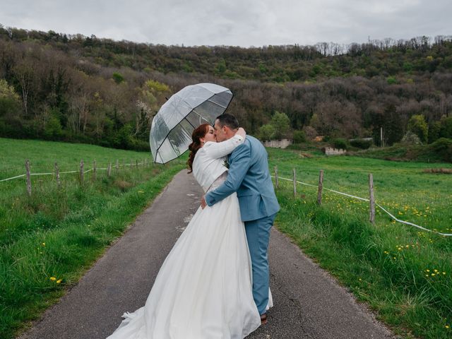 Le mariage de Etienne et Clémentine à Perrigny, Jura 54