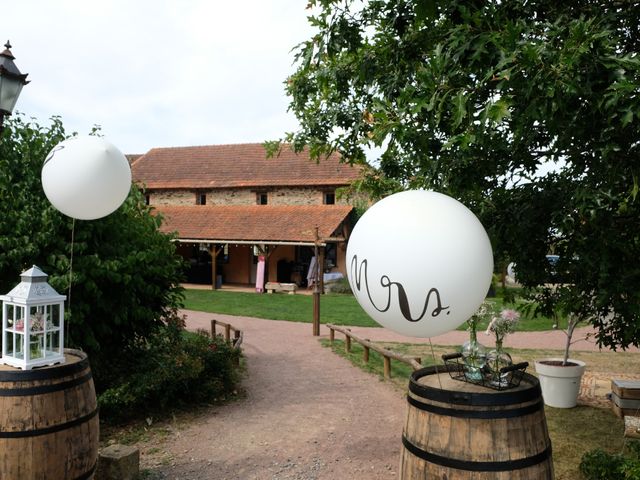 Le mariage de Julien et Cynthia à Soeurdres, Maine et Loire 21