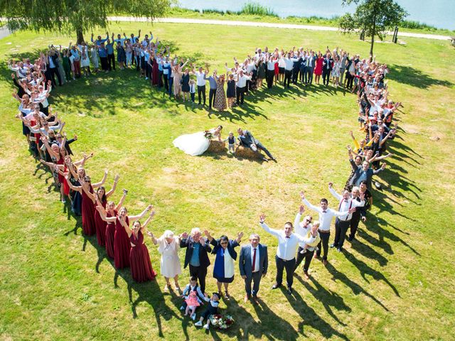 Le mariage de Allan et Betty à Saint-Méen-le-Grand, Ille et Vilaine 27