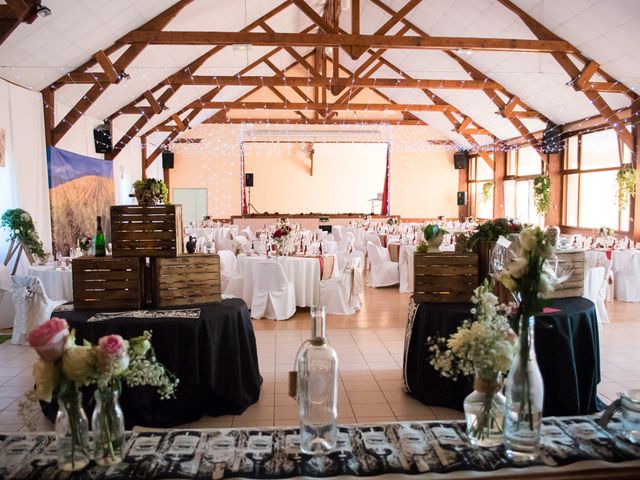 Le mariage de Allan et Betty à Saint-Méen-le-Grand, Ille et Vilaine 32