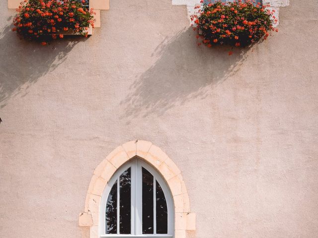 Le mariage de Anthony et Emilie à Ferrières-en-Gâtinais, Loiret 3