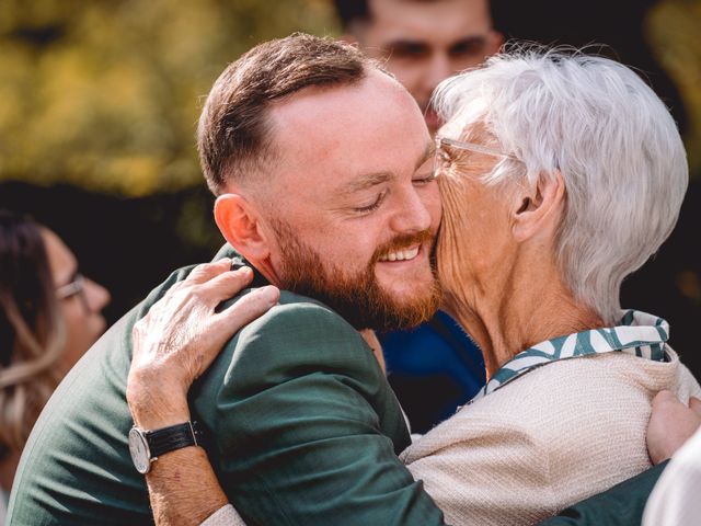 Le mariage de Anthony et Emilie à Ferrières-en-Gâtinais, Loiret 11